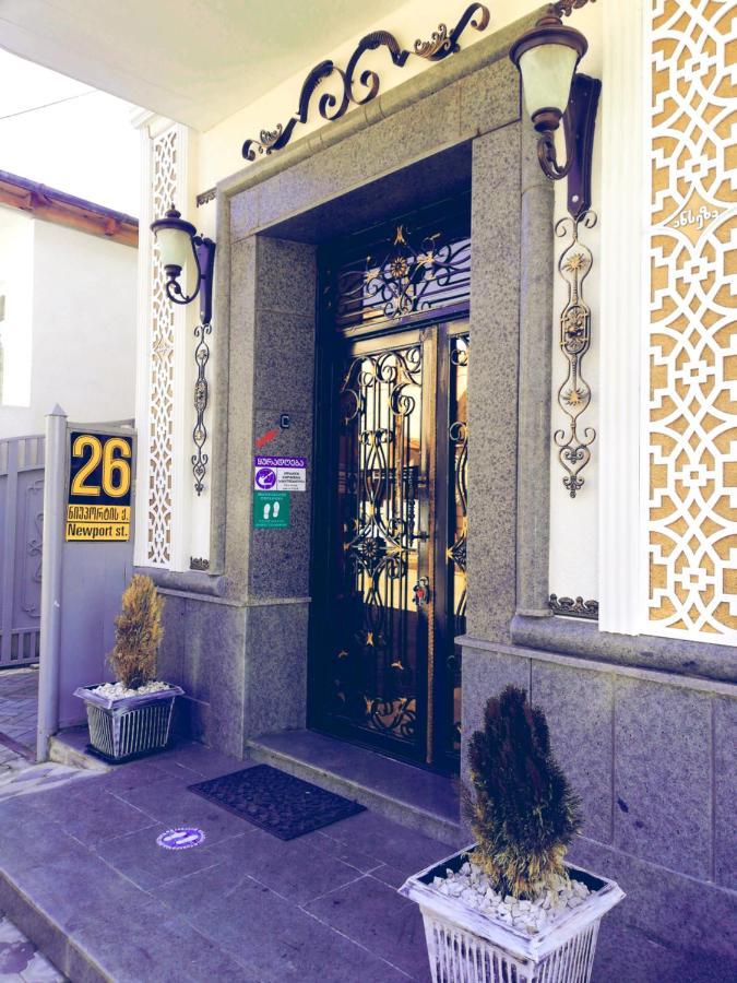 Anseza Hotel Koetaisi Buitenkant foto