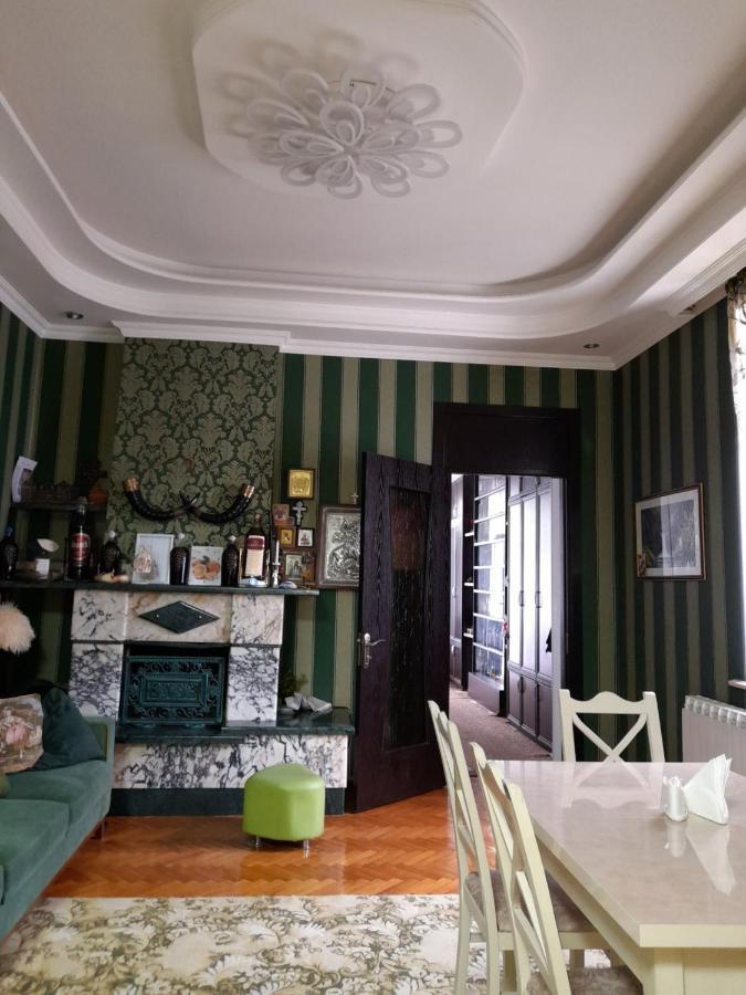 Anseza Hotel Koetaisi Buitenkant foto