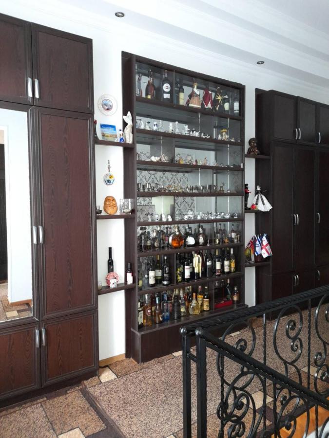 Anseza Hotel Koetaisi Buitenkant foto