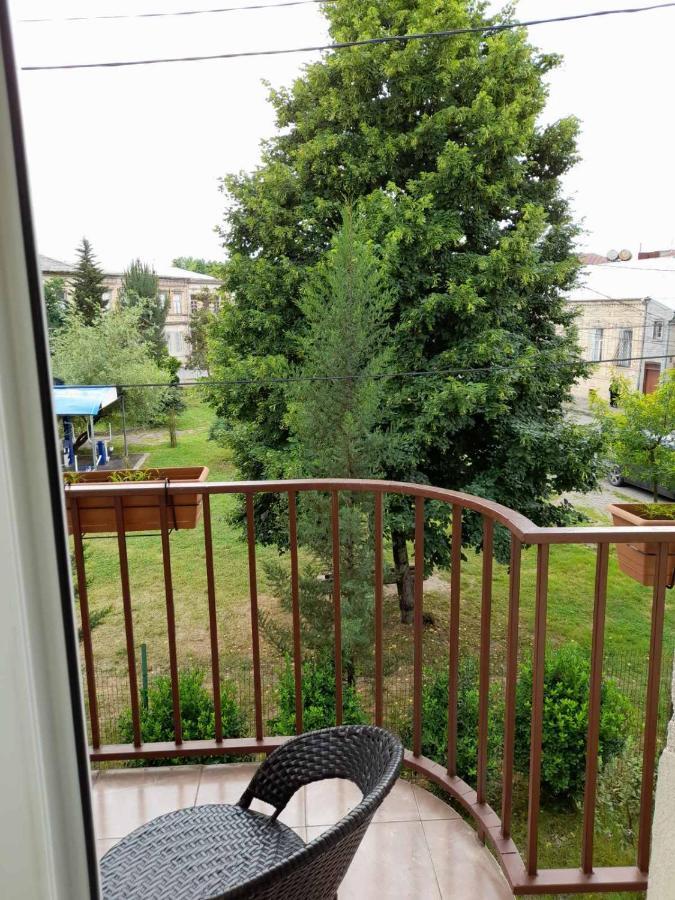 Anseza Hotel Koetaisi Buitenkant foto