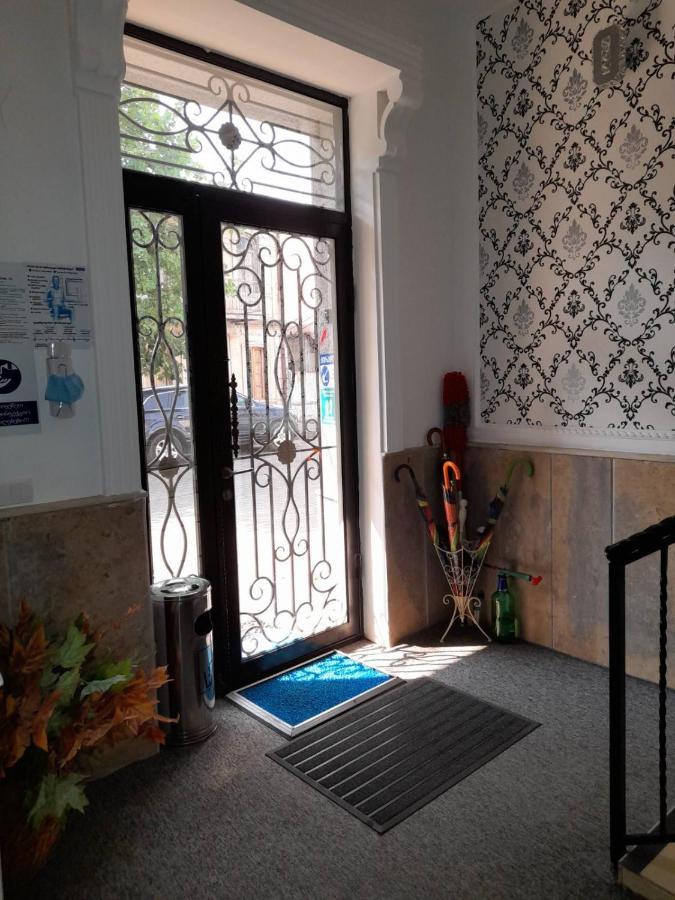 Anseza Hotel Koetaisi Buitenkant foto