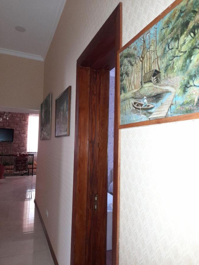 Anseza Hotel Koetaisi Buitenkant foto