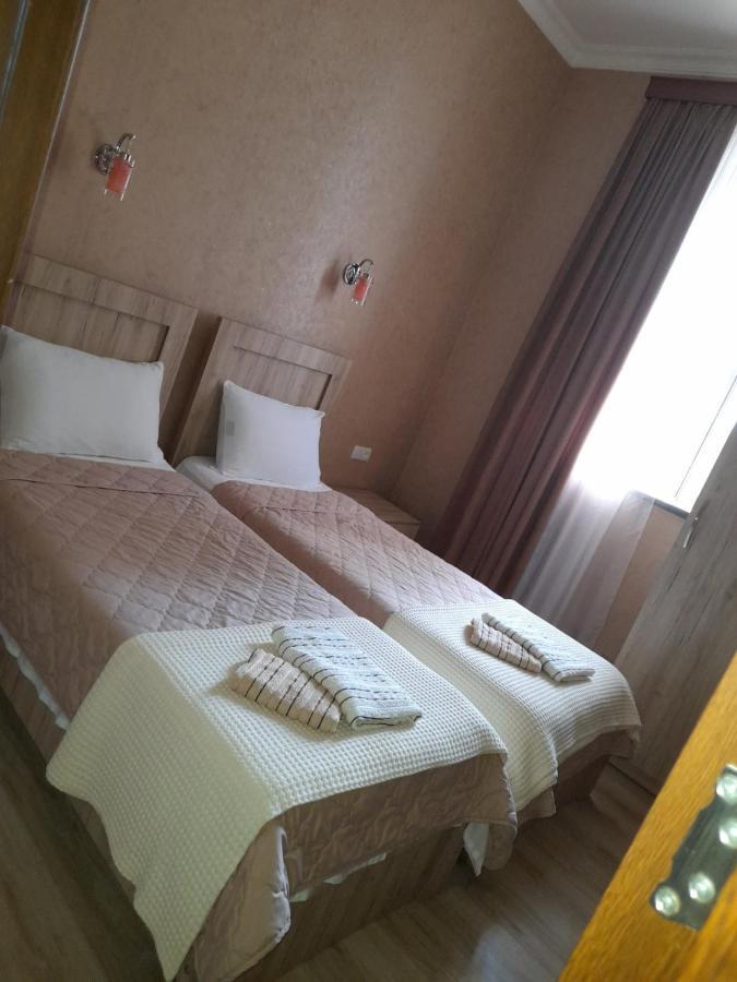Anseza Hotel Koetaisi Buitenkant foto