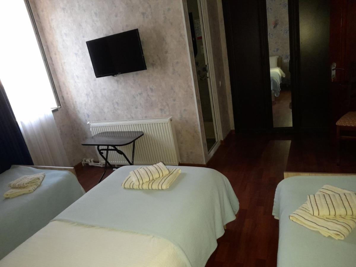 Anseza Hotel Koetaisi Buitenkant foto