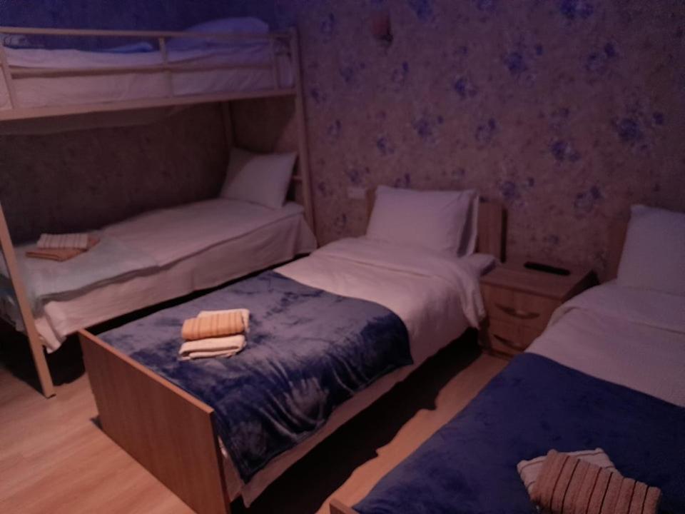 Anseza Hotel Koetaisi Buitenkant foto