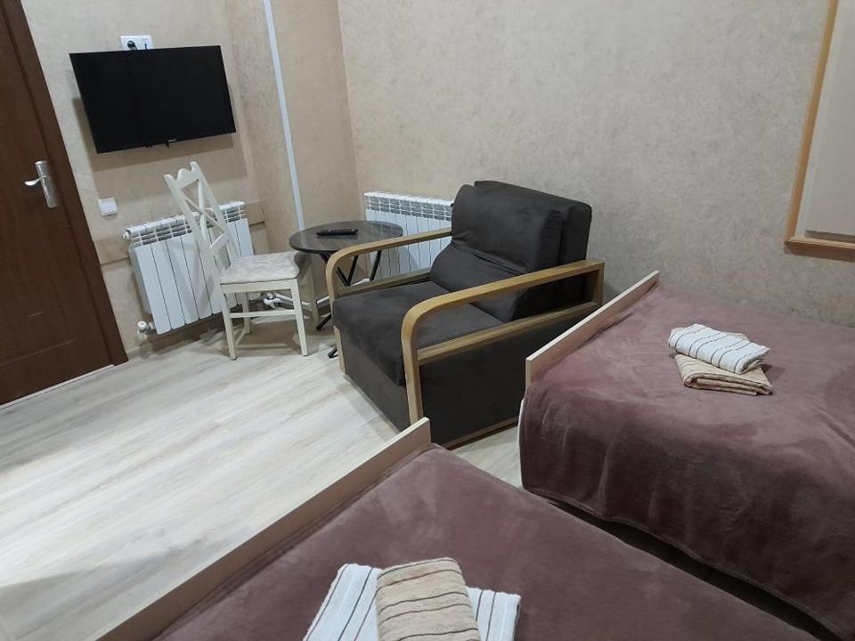 Anseza Hotel Koetaisi Buitenkant foto