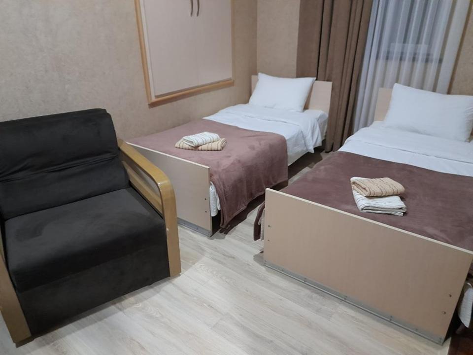 Anseza Hotel Koetaisi Buitenkant foto