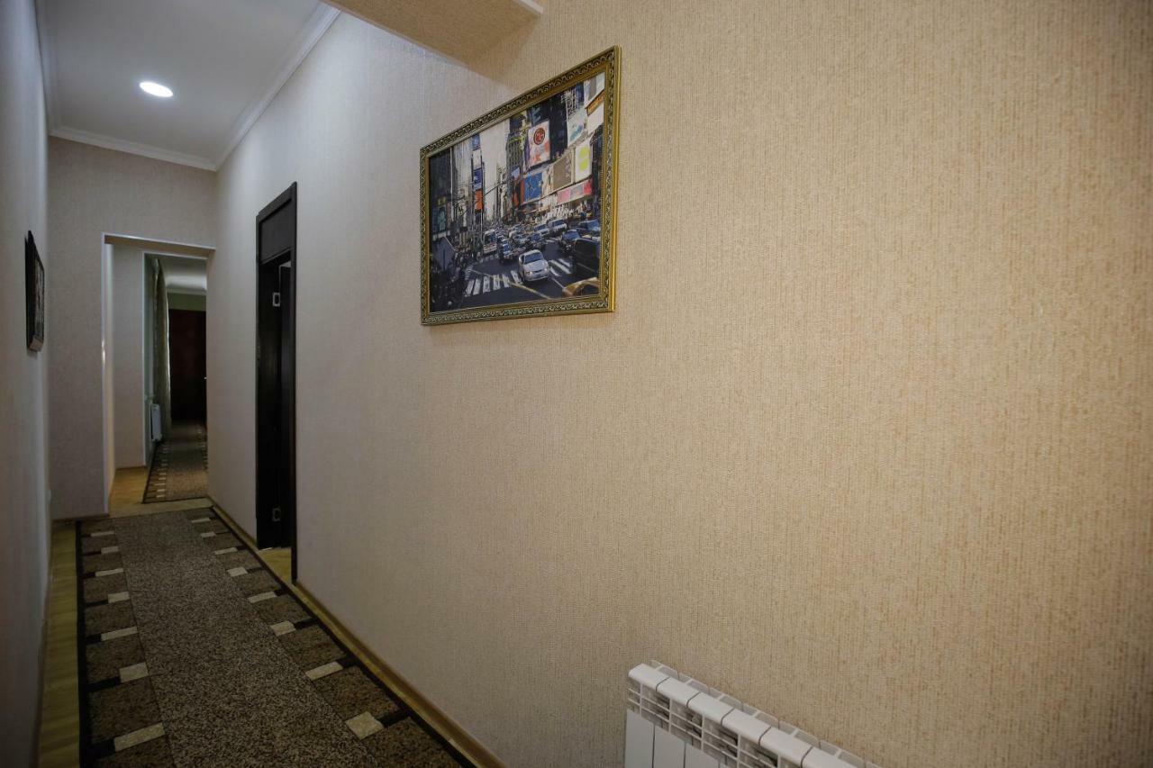 Anseza Hotel Koetaisi Buitenkant foto